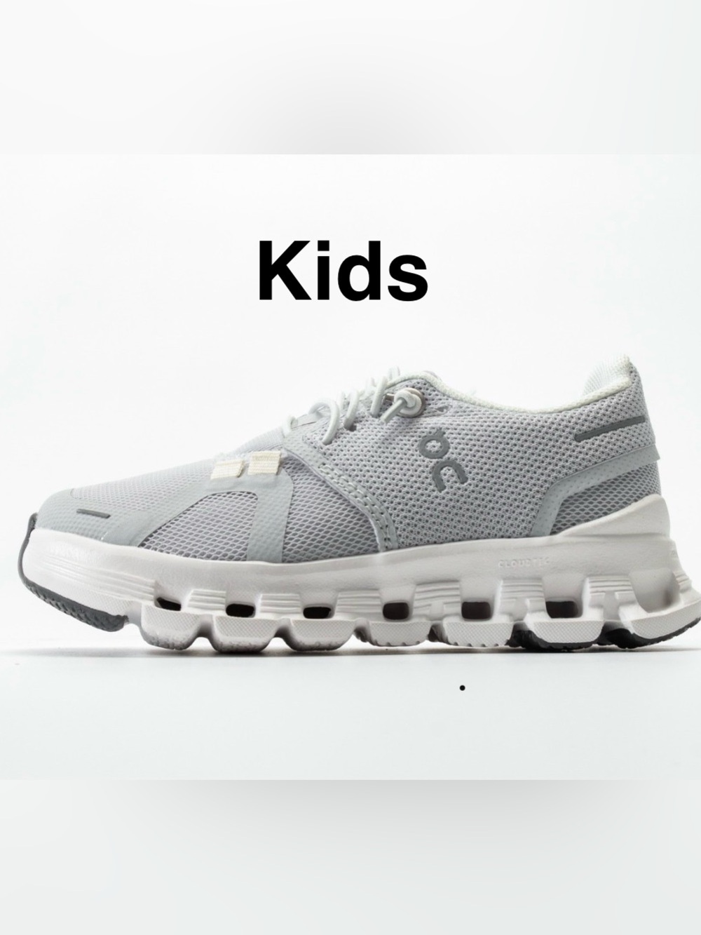 On Cloud 6 Kids Lightweight Mesh Sneaker - Light Gray